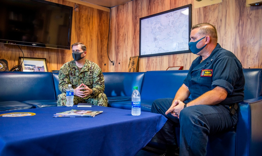 Commander, Expeditionary Strike Group 7 Visits USS Germantown (LSD 42)