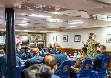 Commander, Expeditionary Strike Group 7 Visits USS Germantown (LSD 42)