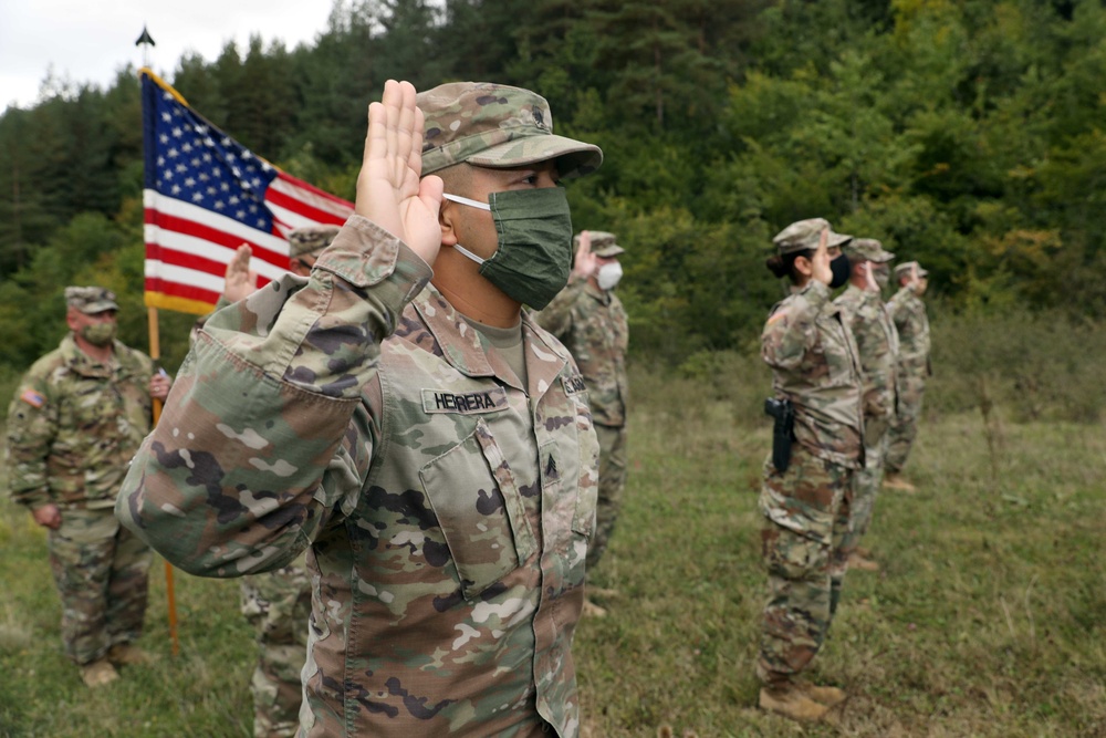 Guardsmen, Reservists reenlist in Kosovo