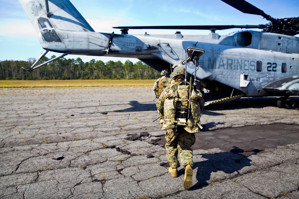 1/8 Conducts Air Trap Mission