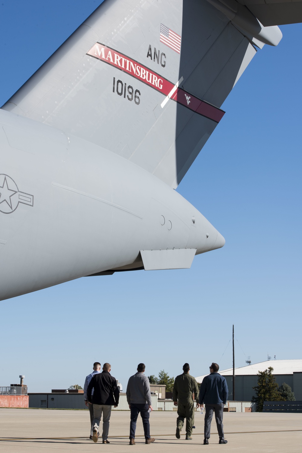 167th Airlift Squadron hosts pilot candidates