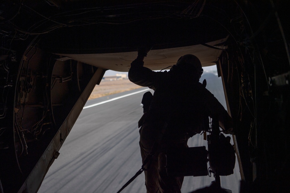 MV-22 Osprey flight helps conduct training over East Africa