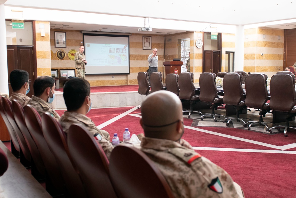 Task Force Spartan Hosts Staff Ride for 30th Anniversary the Battle of the Bridges