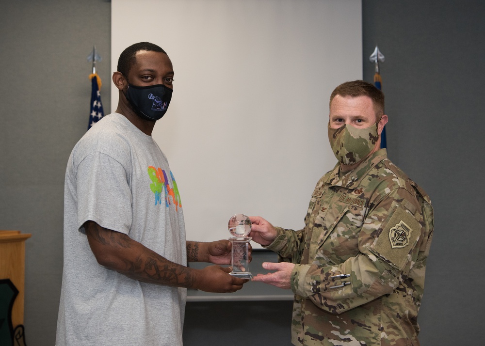 509th MXG 2019 annual award winners recognized by base leaders