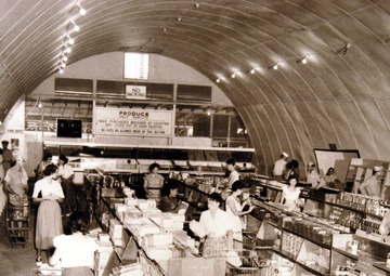 Commissaries honor Navy’s 245 years of service