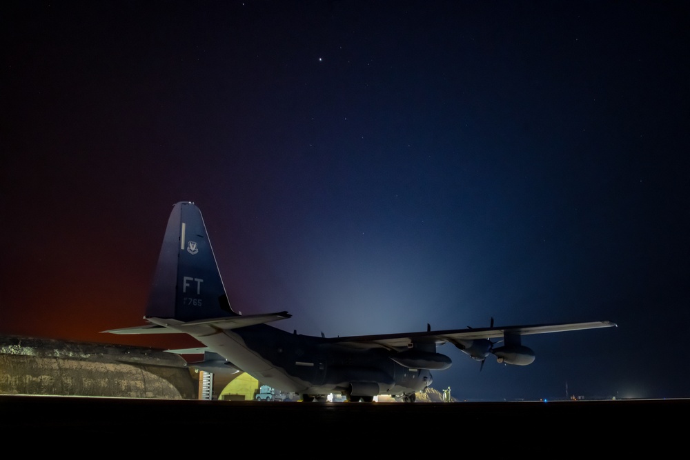 HC-130J Night Photo