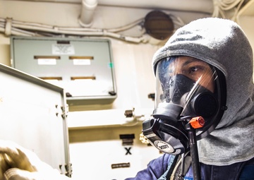 Sailors Aboard USS Germantown (LSD 42) Participate in a Damage Control Drill
