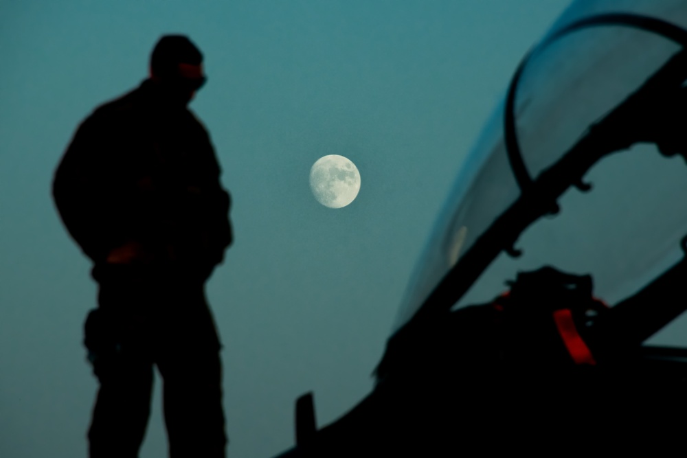 Moon Rise F-15