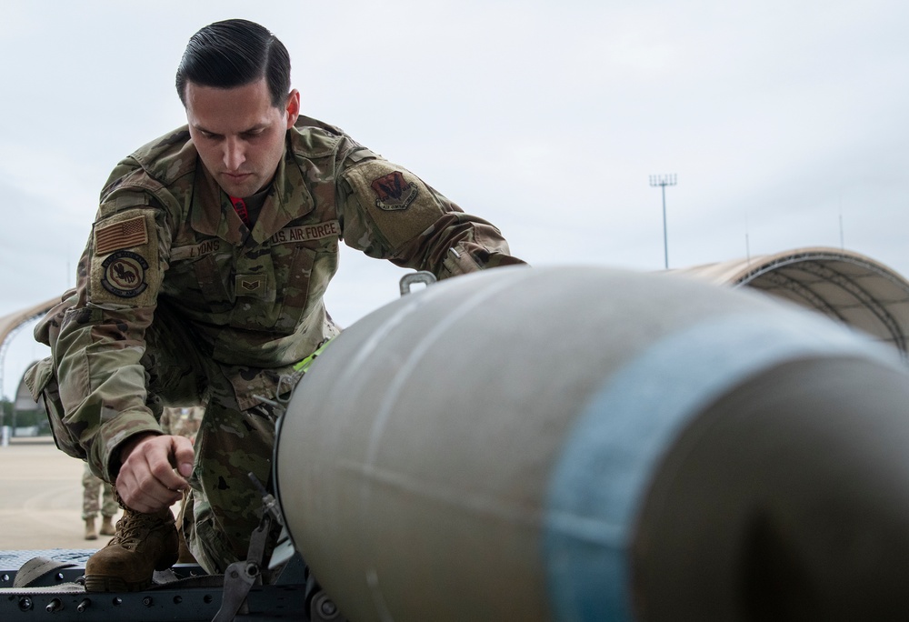 3rd quarter F-22 weapons load competition