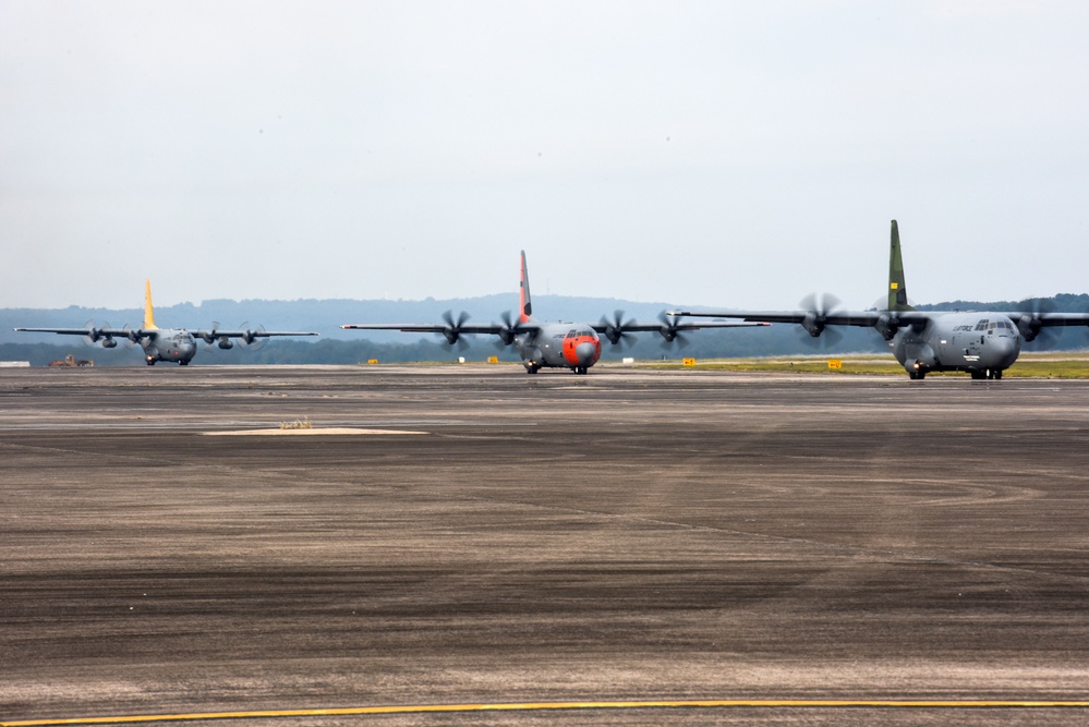 Air National Guardsmen participate in Little Rock AFB 65th Anniversary