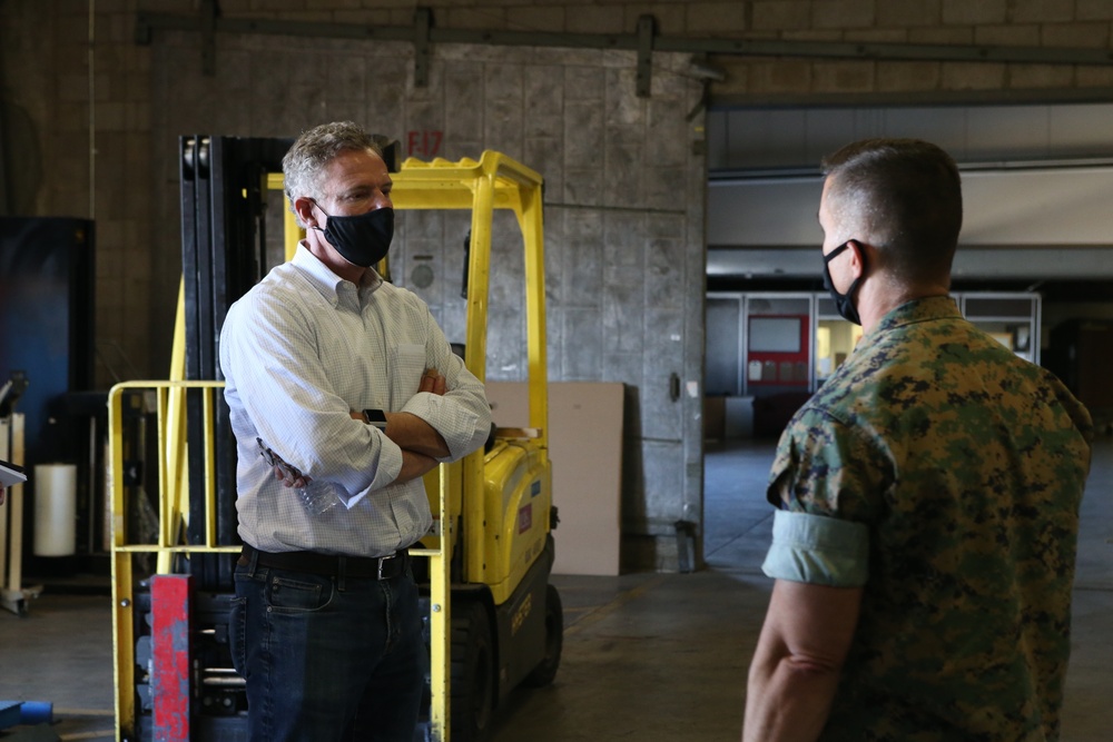 Congressman Scott Peters tours MCAS Miramar