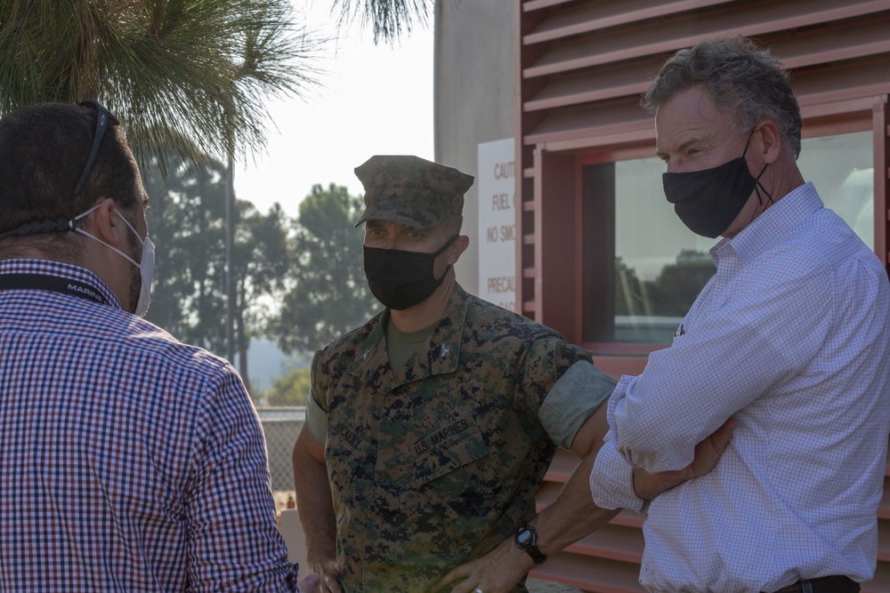 Congressman Scott Peters tours MCAS Miramar