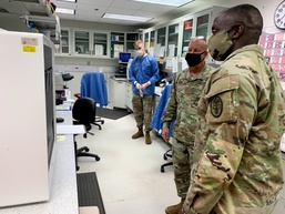 The Surgeon General of the Army, MEDCOM leadership, visits Winn ACH