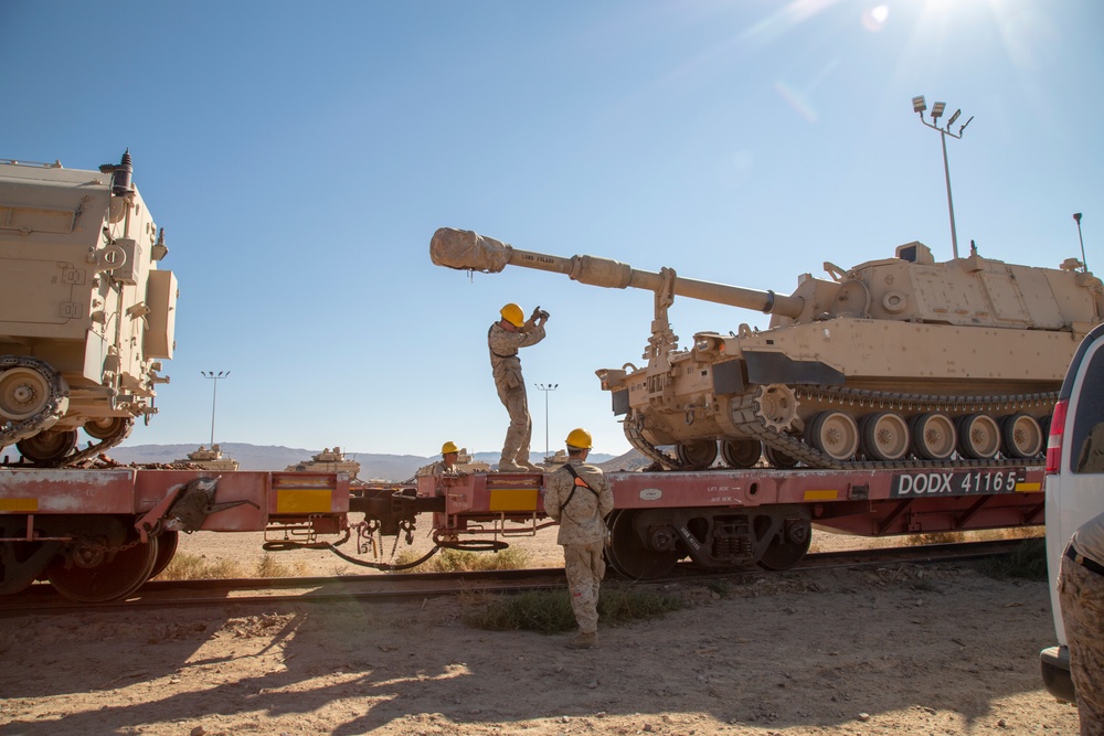 CLB1 and 1st TSB Marines engage in Railhead Operations Group class