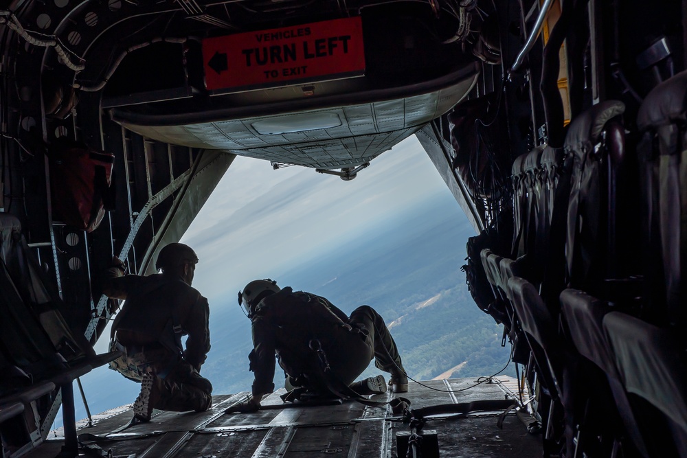 Dvids Images 3rd Force Recon Airborne Operations [image 9 Of 11]