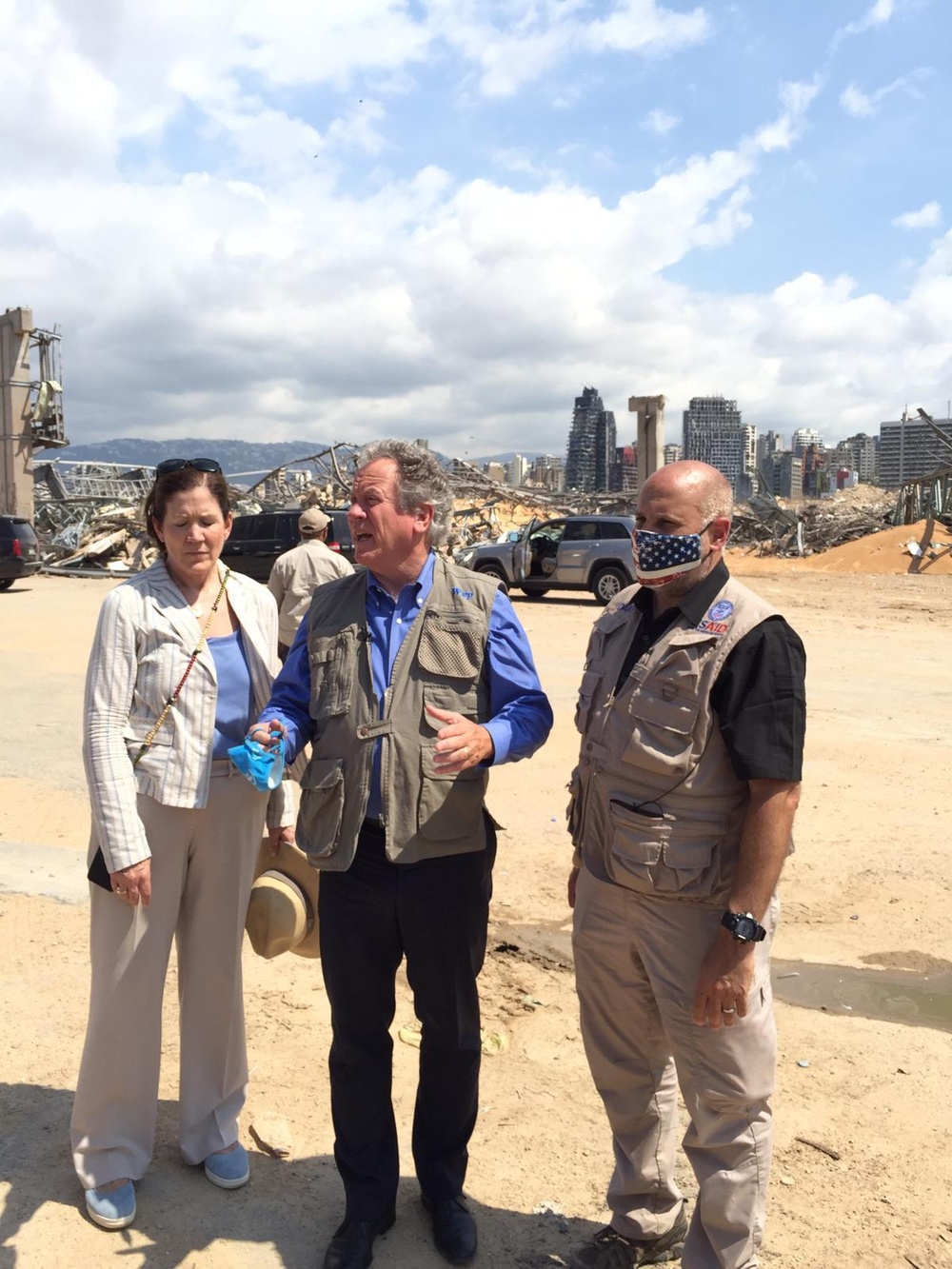 AAID John Barsa visits various areas in Beirut with WFP Director and U.S. Ambassador