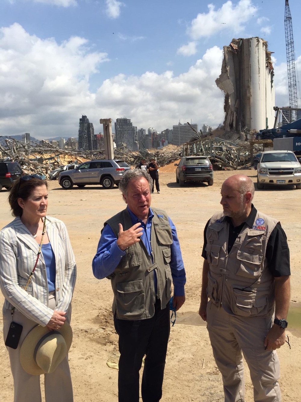 AAID John Barsa visits various areas in Beirut with WFP Director and U.S. Ambassador