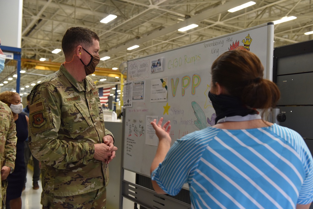 402nd Commodities Maintenance Group at Robins North