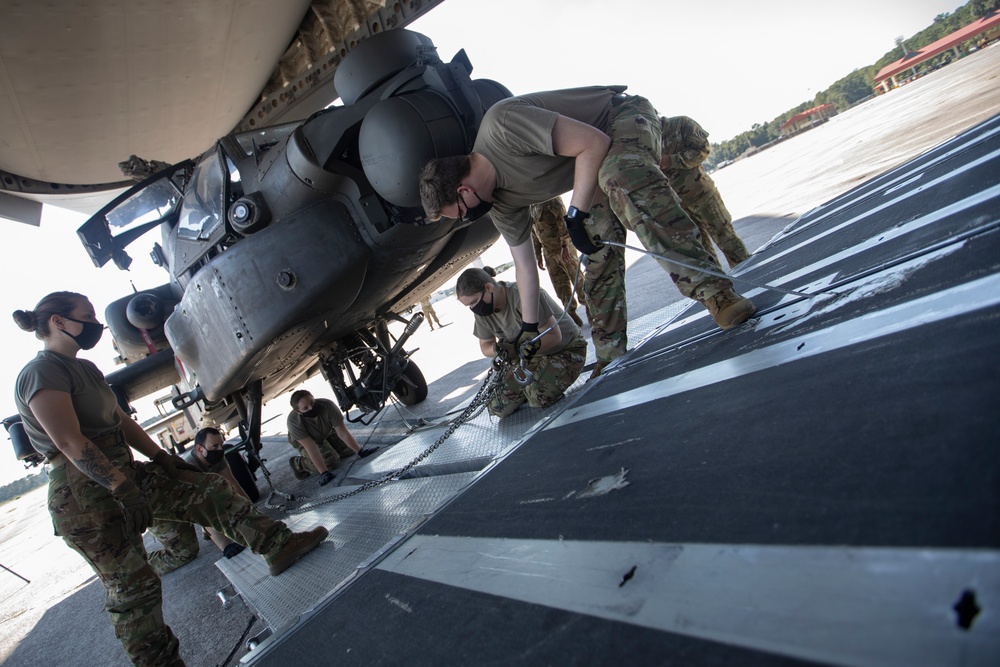 Marne Air Soldiers conduct joint air load training at Hunter Army Airfield