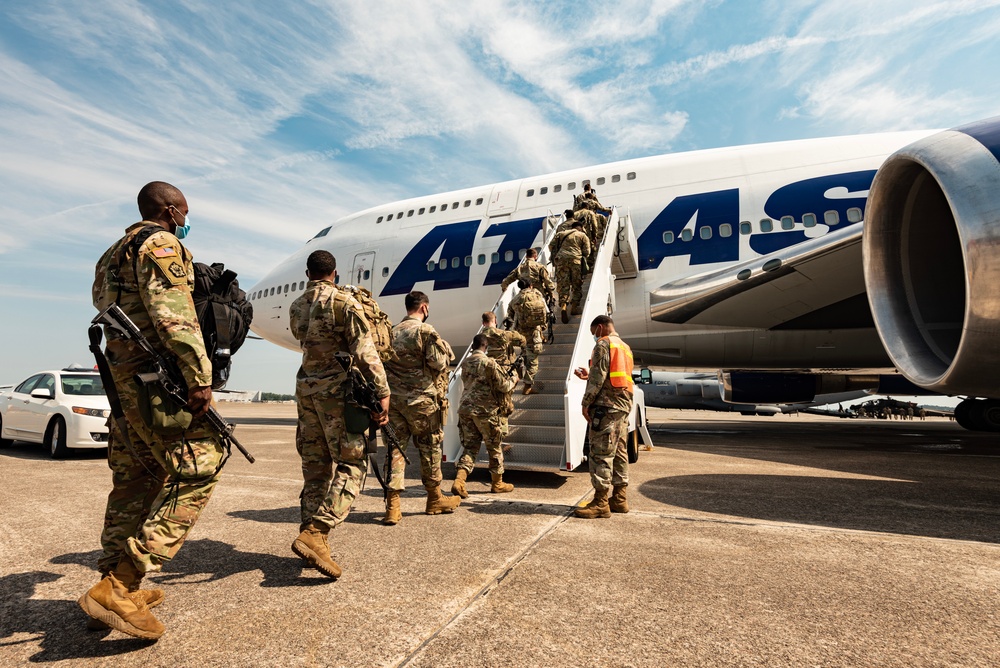 3rd ID Raider Soldiers Deploy to South Korea