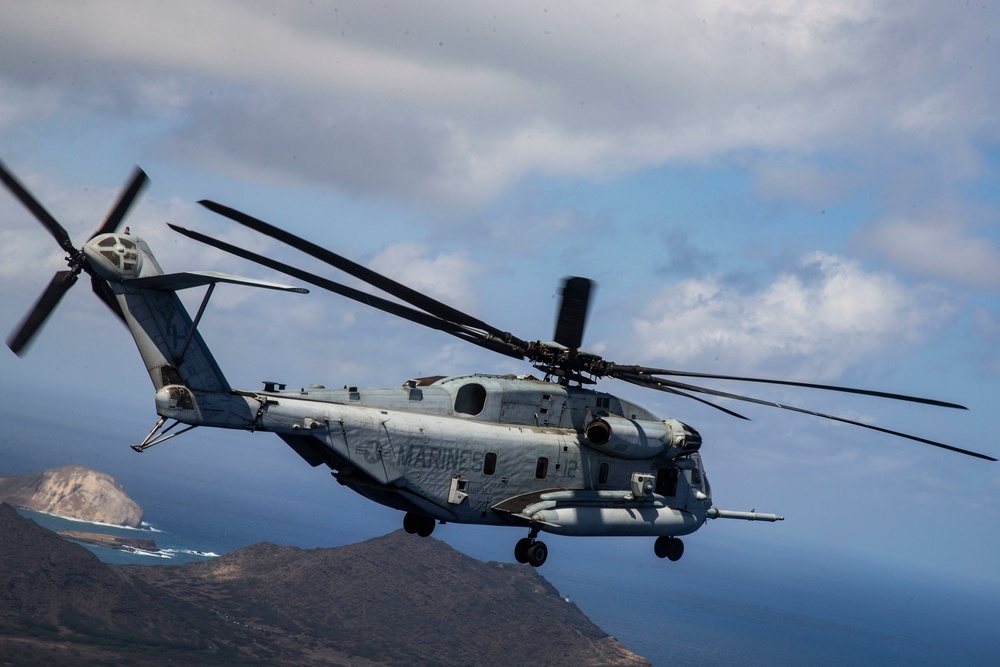 DVIDS - Images - MCBH HQBN Marines participate in casualty evacuation ...