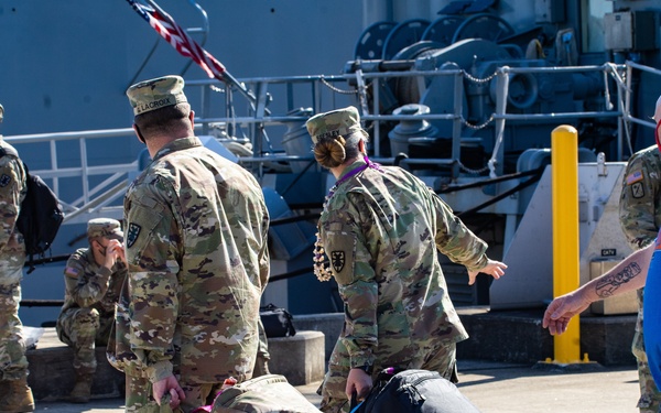 Crew Members of LSV 5 and LSV 6 Unload Their Gear