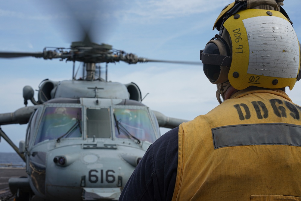 USS Halsey Conducts Helicopter Operations