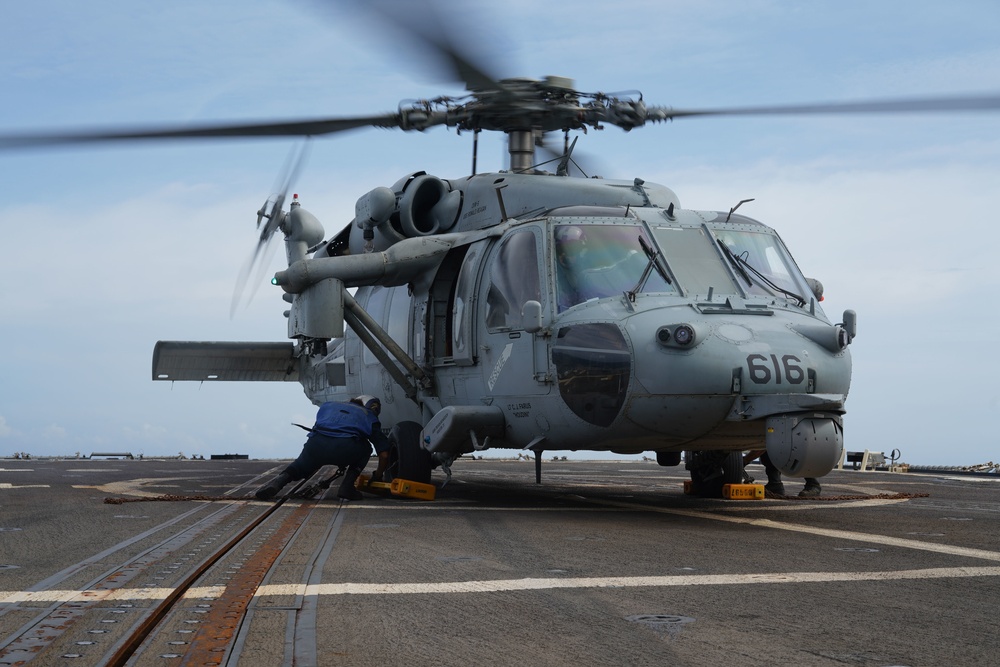 USS Halsey Conducts Helicopter Operations