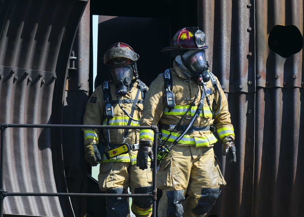 Collaboration builds comradery: Total Force, community firefighters train at Dover