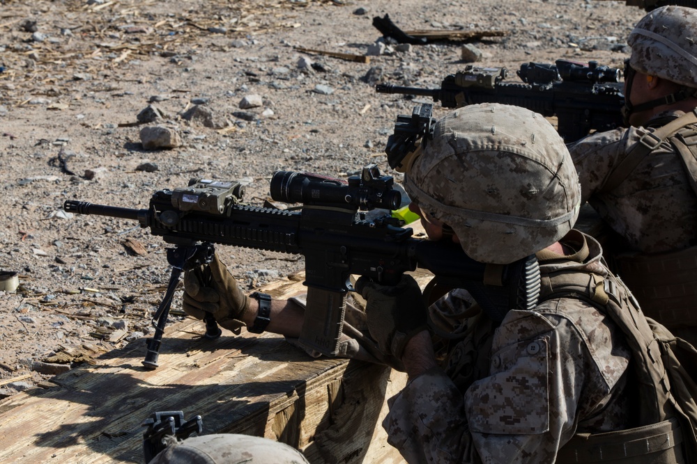 2/1 Conducts Range 410A Platoon Attacks During SLTE 1-21