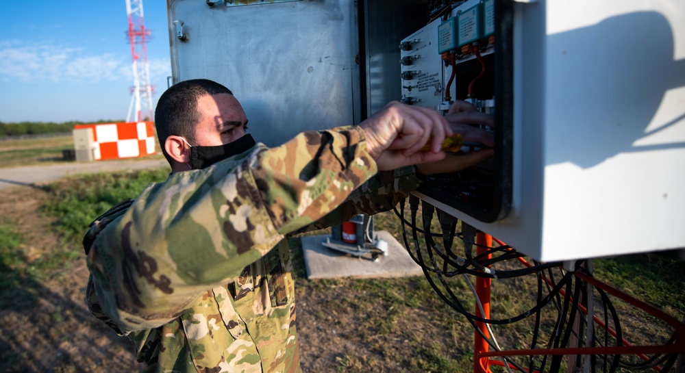 HURREVAC: 502OSS supports C-130 relocating from Keesler AFB for the third time