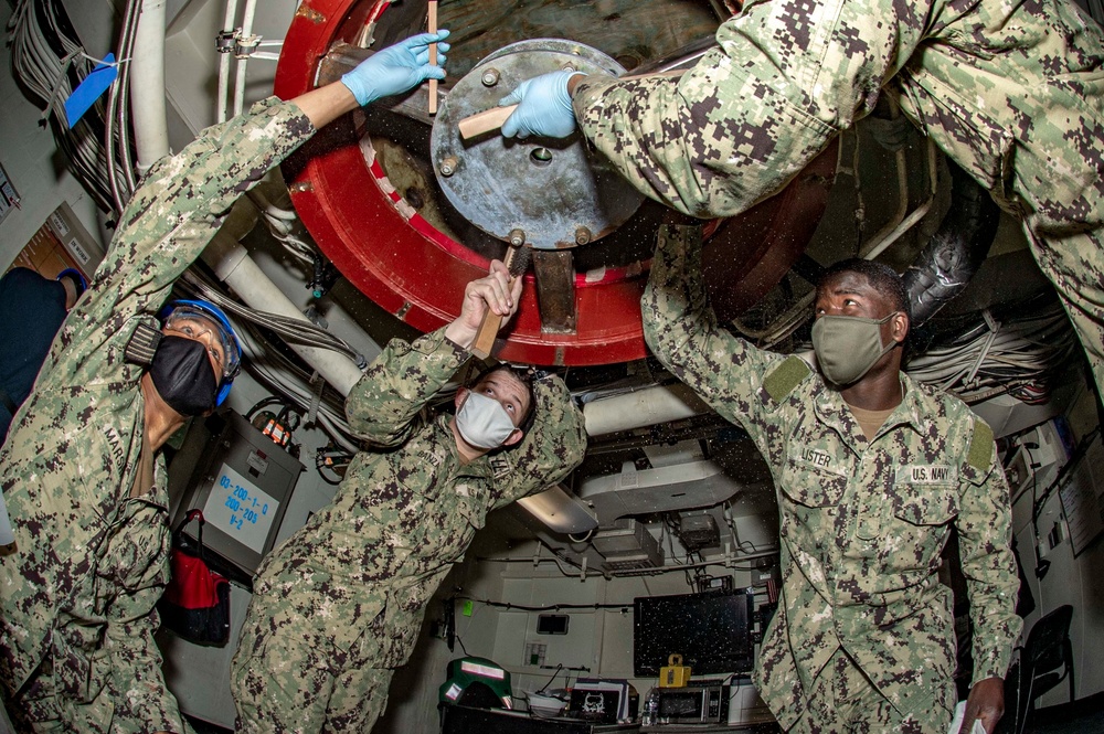 GHWB Sailors Conduct Maintenance