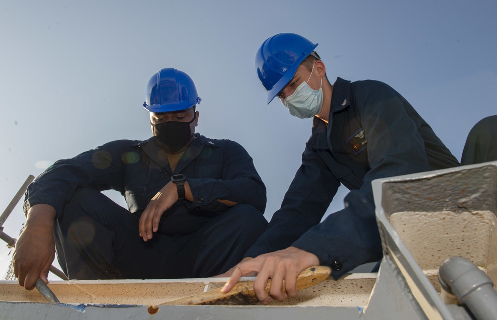 GHWB Sailors Cleaning