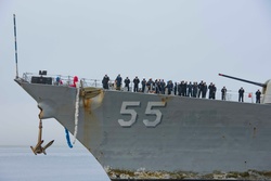USS Stout (DDG 55) Returns to Naval Station Norfolk [Image 3 of 6]