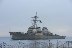 USS Stout (DDG 55) Returns to Naval Station Norfolk [Image 4 of 6]
