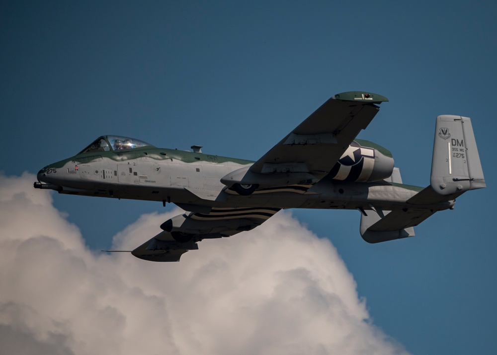 A-10C Thunderbolt ll Demonstration Team performs at 2020 Wings Over Houston Airshow