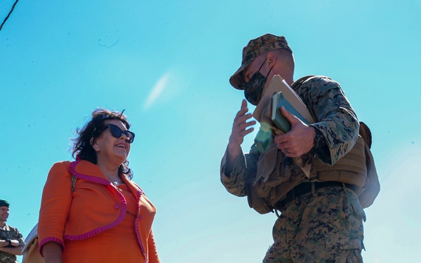 Her Majesty’s Ambassador Visits Quantico