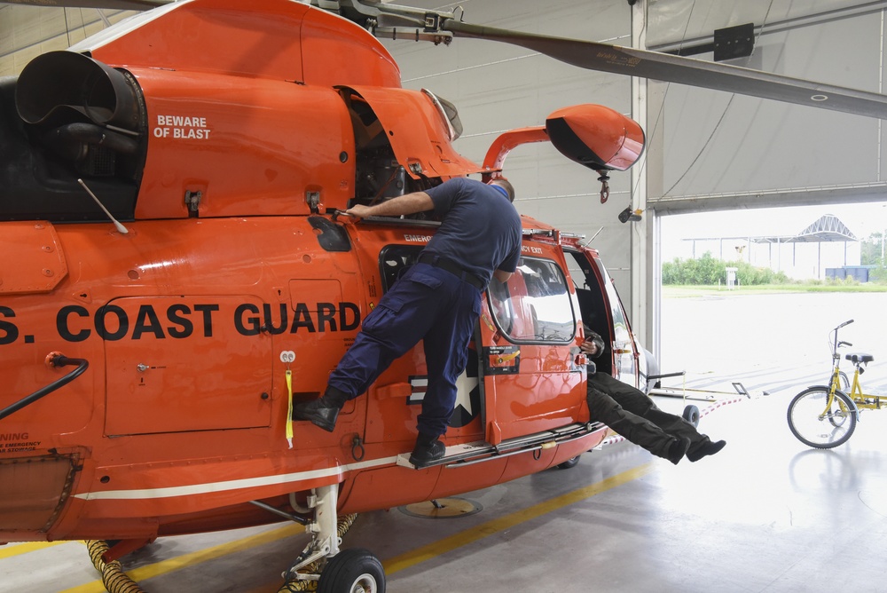 Coast Guard Air Station New Orleans prepares for Hurricane Delta