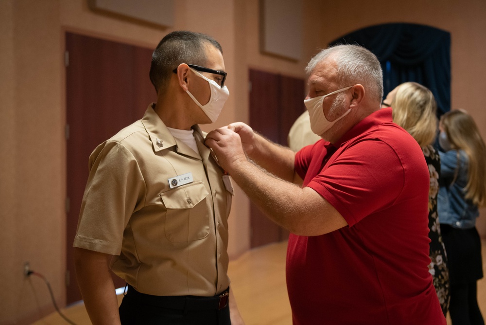 Sailors pinned with new rank