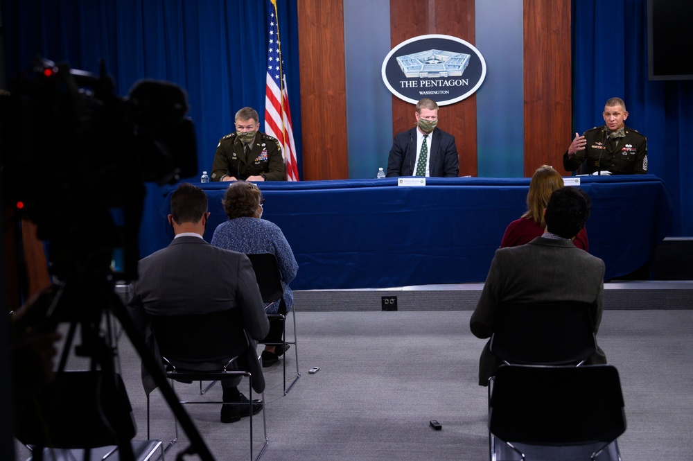 Army Leaders Hold Media Briefing at Pentagon