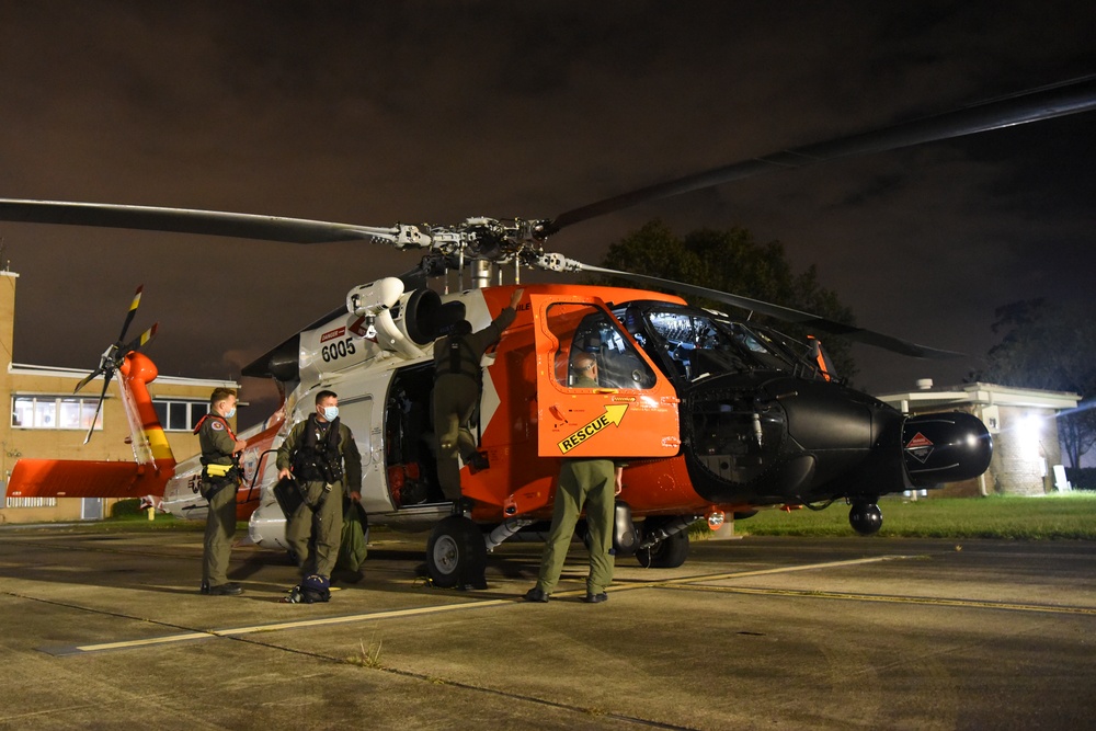 Coast Guard Air Station New Orleans responds for Hurricane Delta