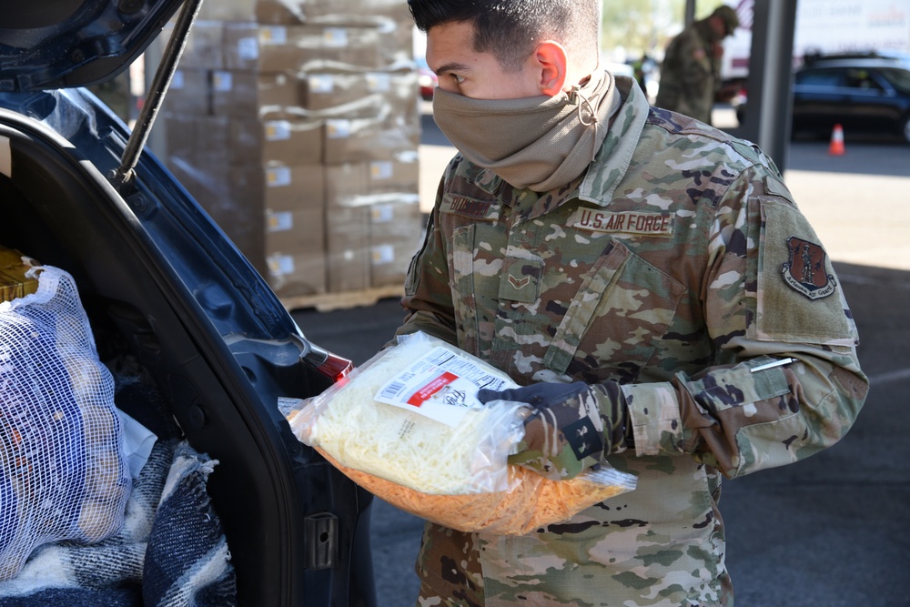 AZNG deliver groceries to Tucson residents