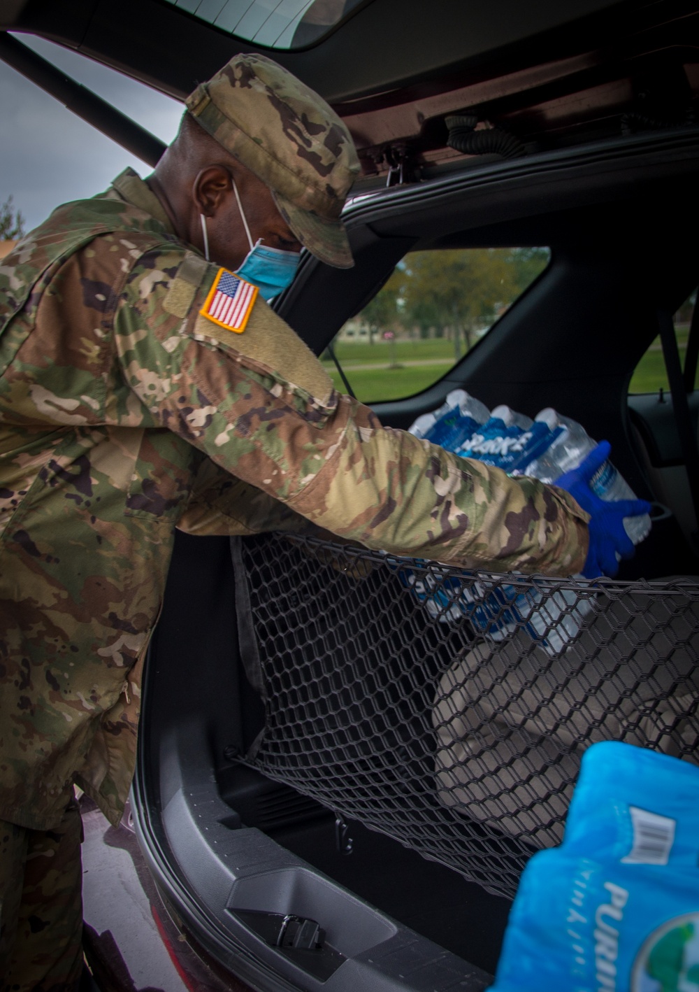 Texas Guardsmen satisfy thirst for Lake Jackson