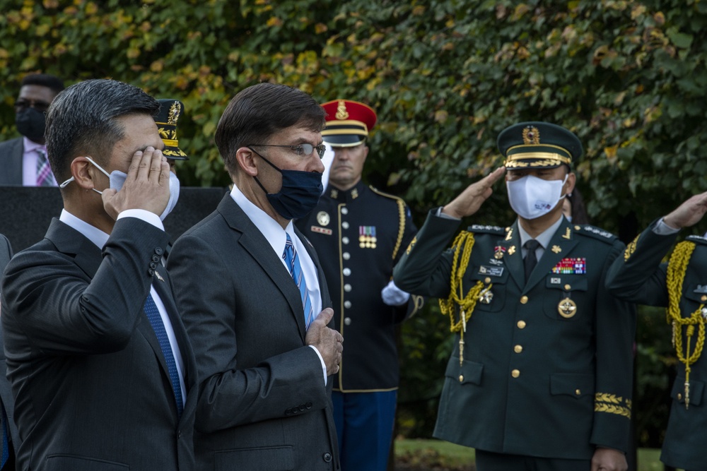 Defense Secretary Dr. Mark T. Esper meets with Republic of Korea Minister of Defense Suh Wook