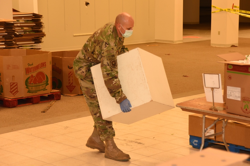 Greater Lansing COVID-19 Joint Task Force Food Bank Team Lend a Hand