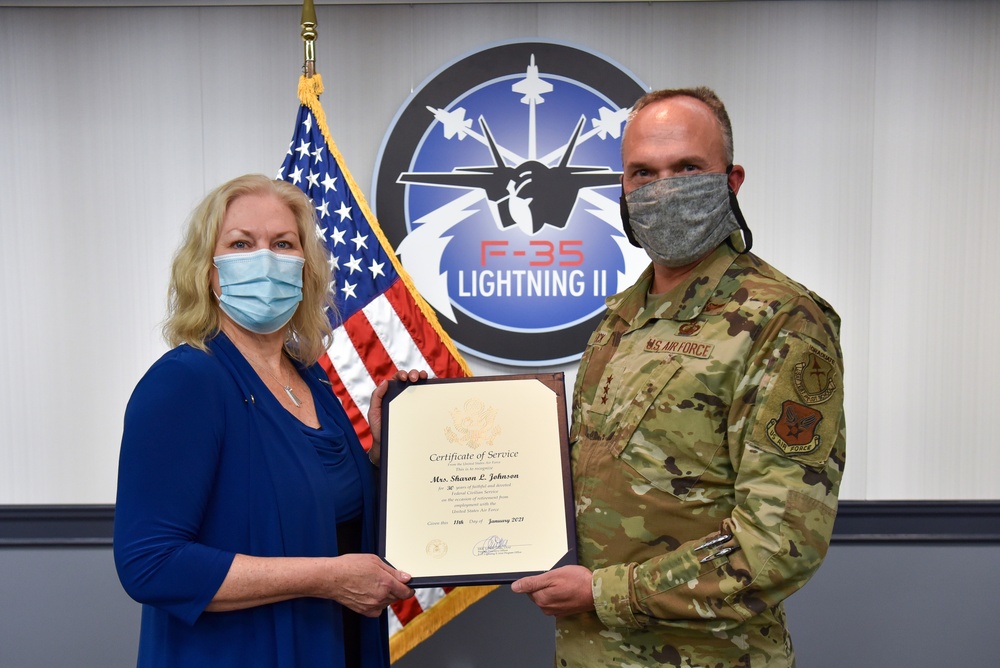 F-35 Director of Finance Retires