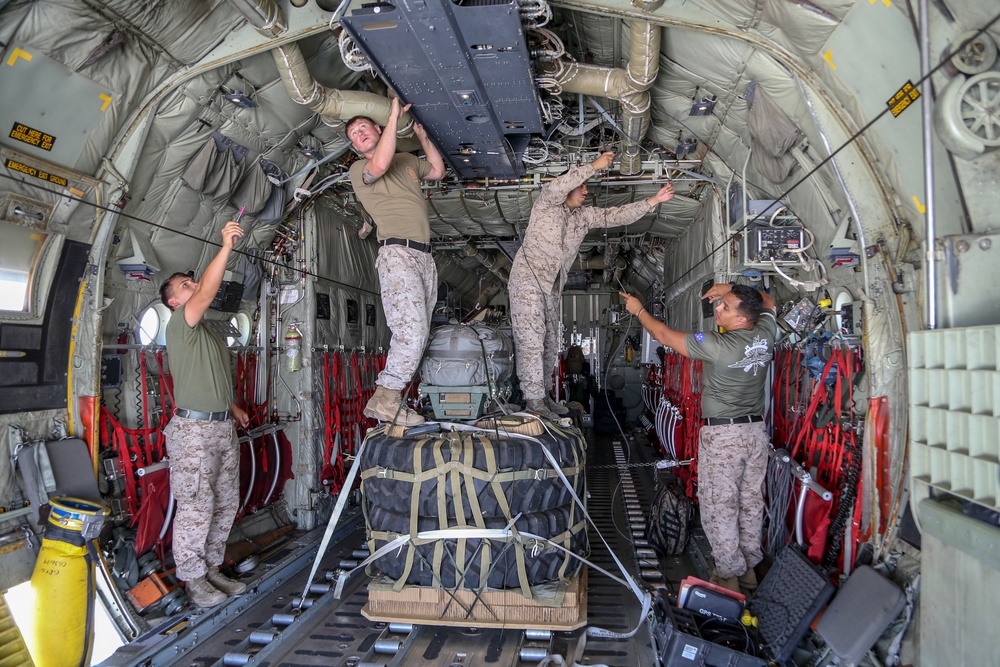 TSB Marines conduct aerial delivery and military freefall