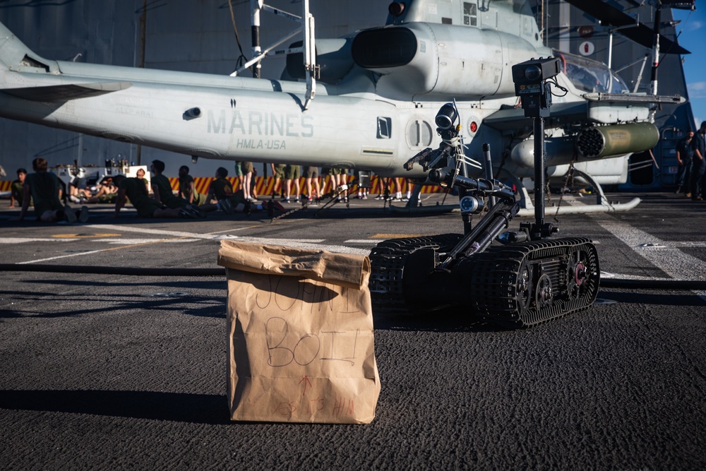 EOD enhance robot manipulation training aboard USS New Orleans