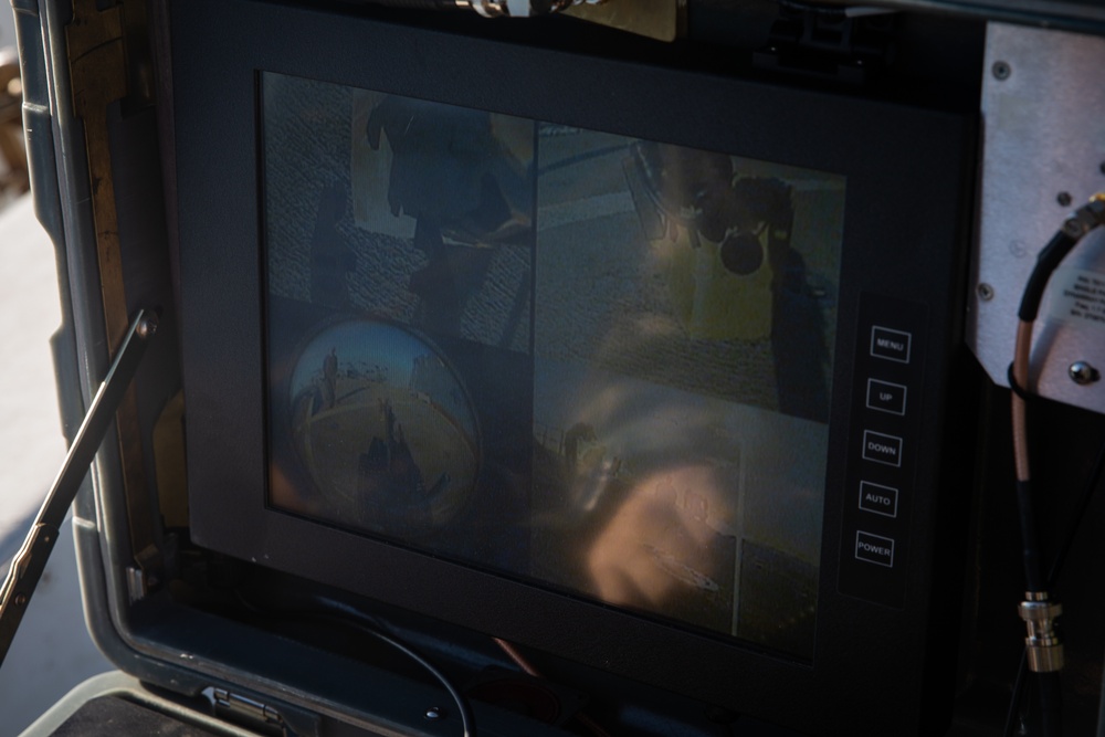 EOD enhance robot manipulation training aboard USS New Orleans