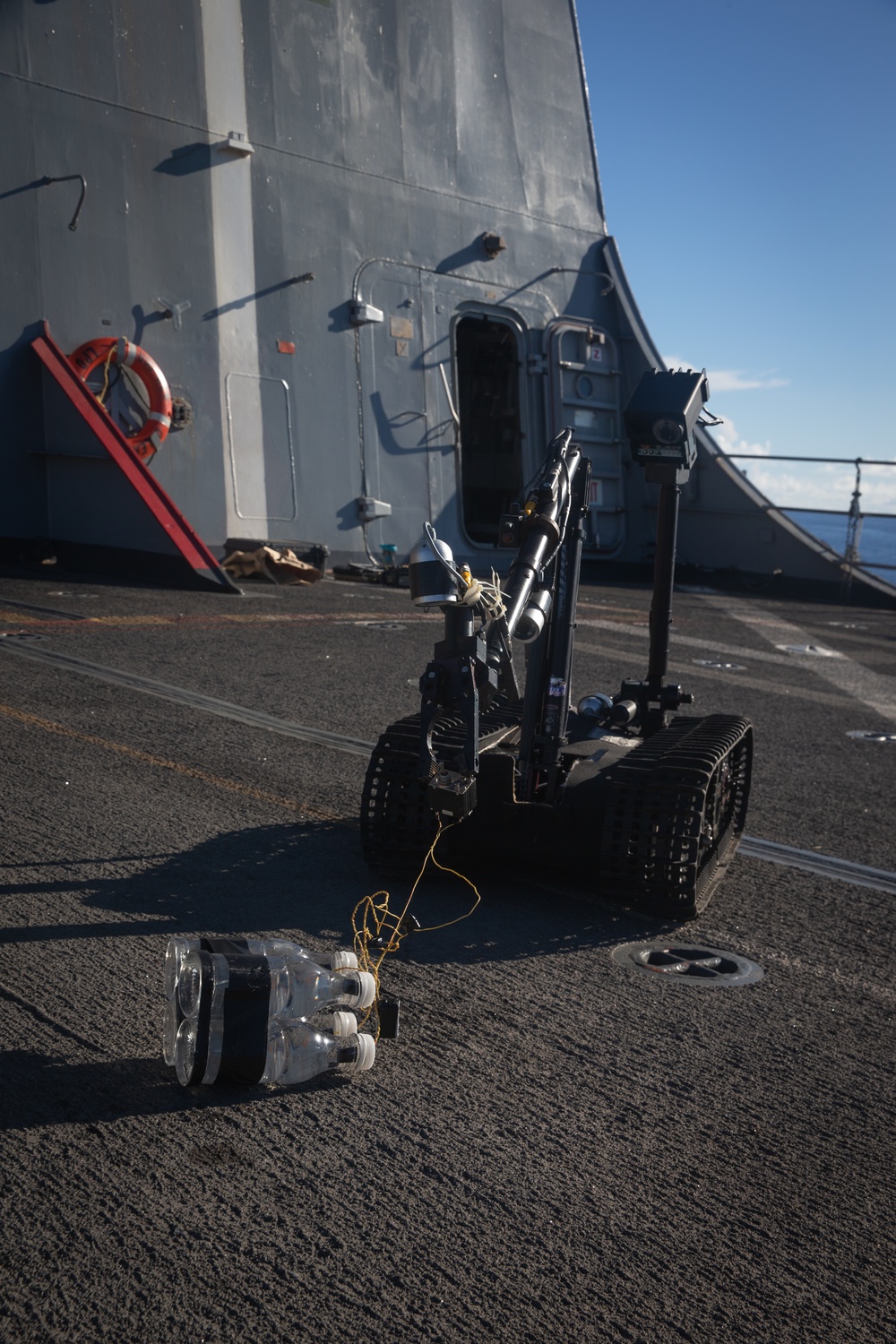 EOD enhance robot manipulation training aboard USS New Orleans